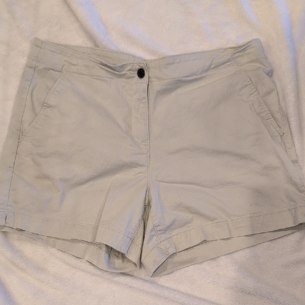 Size 14 Nautica Women's Khaki Shorts
